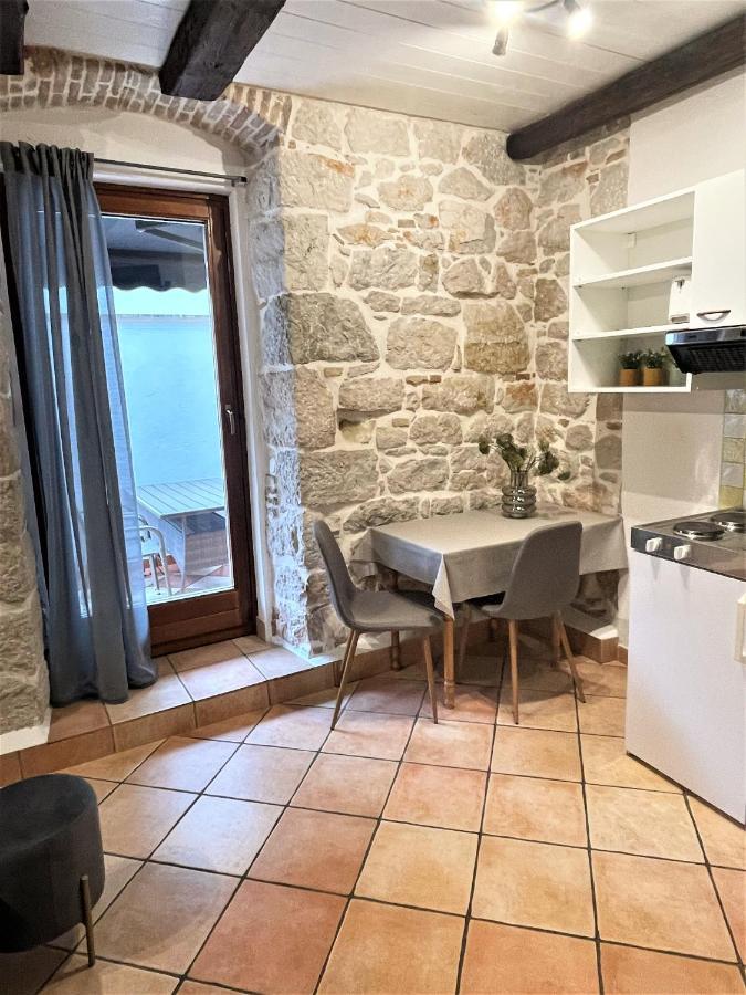 Apartments Papilon Vrsar Εξωτερικό φωτογραφία